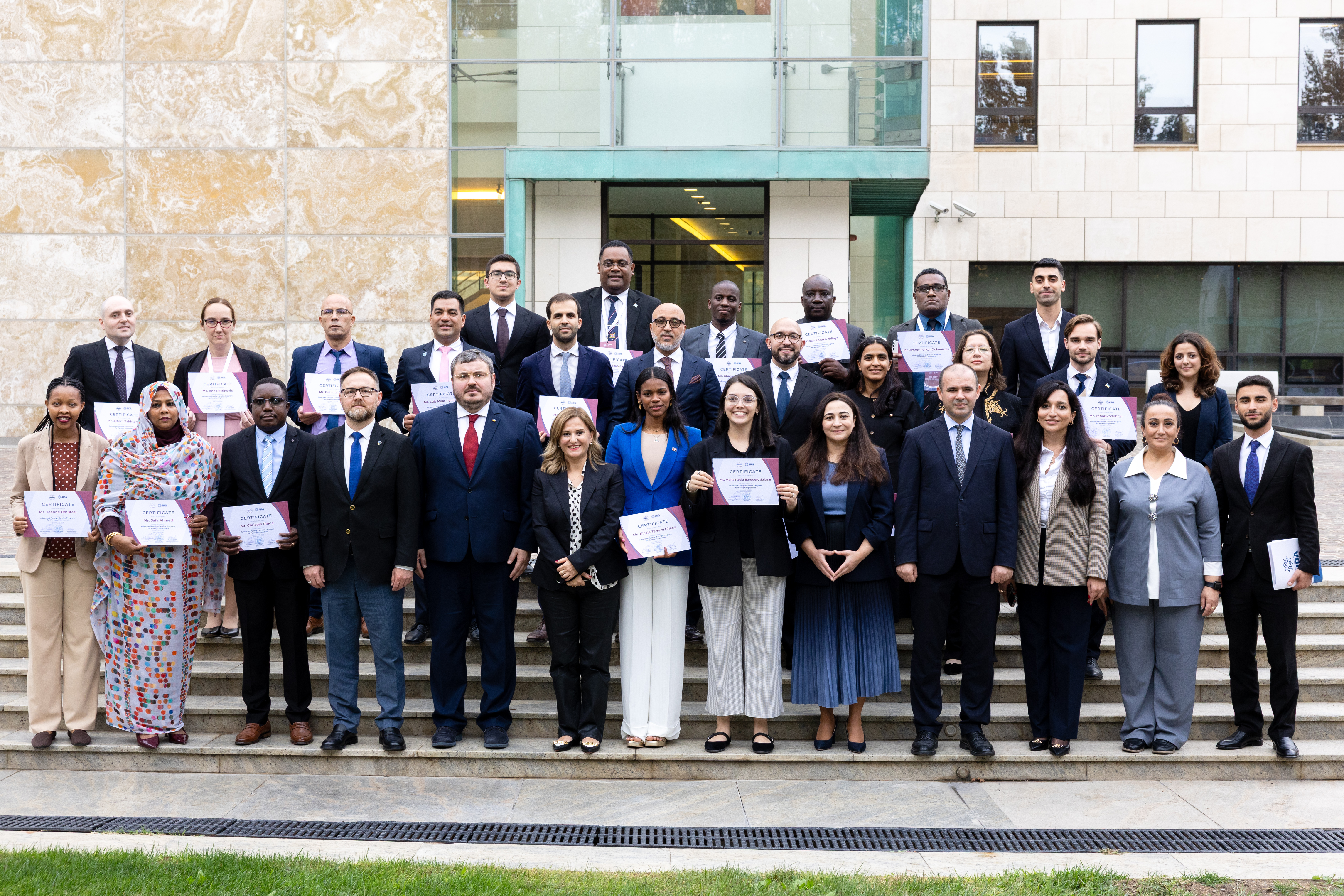 ADA Universitetində “Xarici Siyasət Proqramı”nın növbəti buraxılışı olub